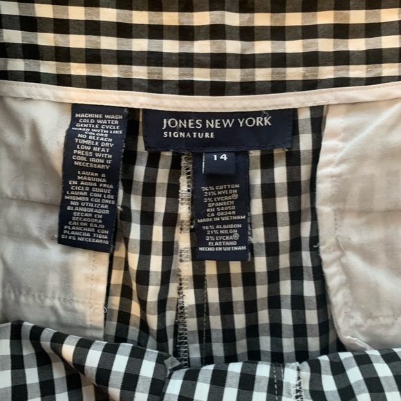 Sz 14 Jones New York gingham Plaid black Shorts Stretch Women's Ladies Easter - Picture 5 of 7